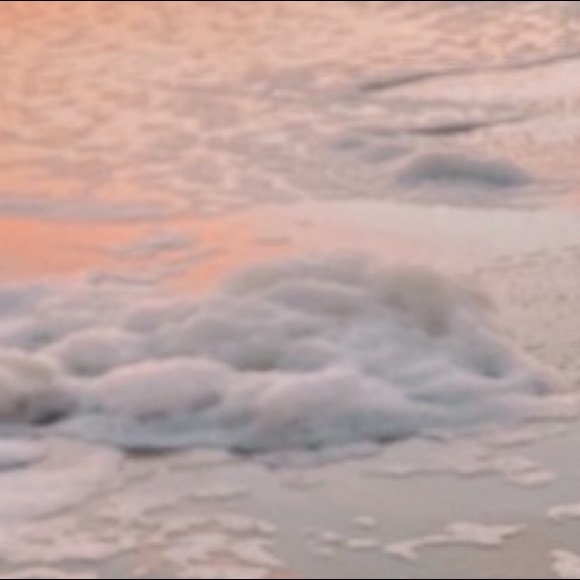 Rita Buschur - Poshmark Profile Picture of Rita Buschur (@ritabuschur) on Poshmark