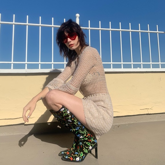 Profile Picture of Danielle Dolinger (@dani_dollx) on Poshmark