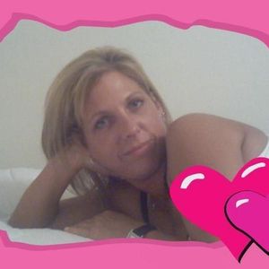 Profile Picture of Kimberly Lund (@klundrn) on Myspace