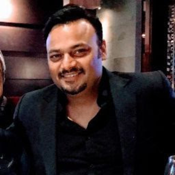 Profile Picture of Michael Edwards (@mikeed304) on Poshmark