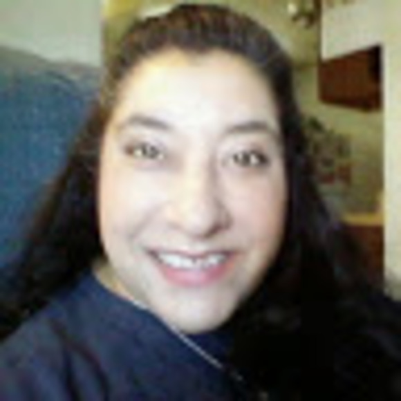 Profile Picture of Rachel ann Olivarez (@rapaychop2) on Poshmark