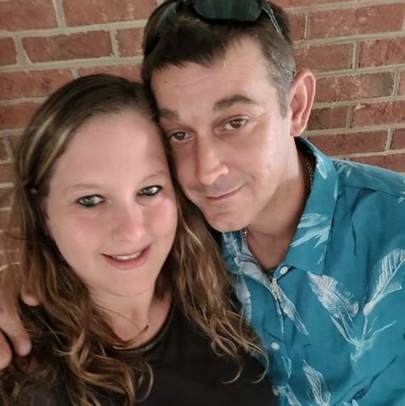 Profile Picture of Steven Royer (@stevenroyer) on Poshmark