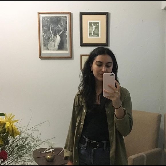 Mariana Silva - Poshmark Profile Picture of Mariana Silva (@hottestpeppers) on Poshmark