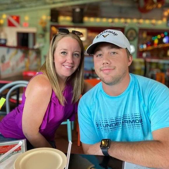 Profile Picture of Matt Purser (@matt_purser) on Poshmark