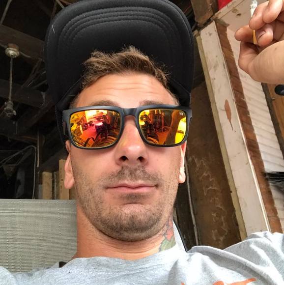 Profile Picture of Shawn Doucette (@doucetteshawn13) on Poshmark