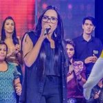 Profile Picture of L A R I   F E R R E I R A (@cantoralariferreira) on Instagram