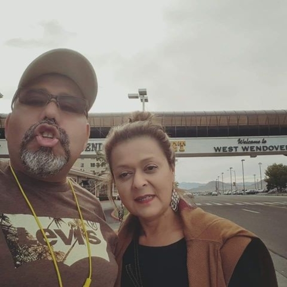 Profile Picture of Alice Fernandez (@alicefernand997) on Poshmark