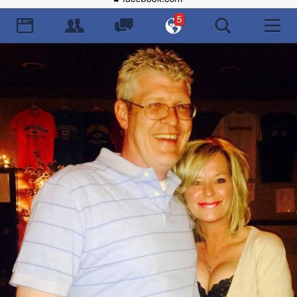 Profile Picture of Angela Mackey (@mrsmackey1only) on Poshmark