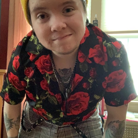 Profile Picture of Griffin Sivret (@griffinlynn) on Poshmark