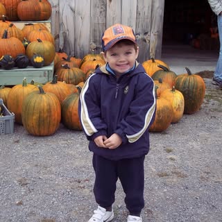 Profile Picture of Logan McCann (@loganmccann_) on Instagram