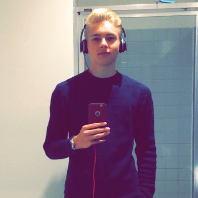 Profile Picture of Jonathan Werner Russ (@Jonathan_W_Russ) on Twitter