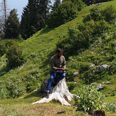 Profile Picture of Molvi Asad (@AsadAnsari28) on Twitter
