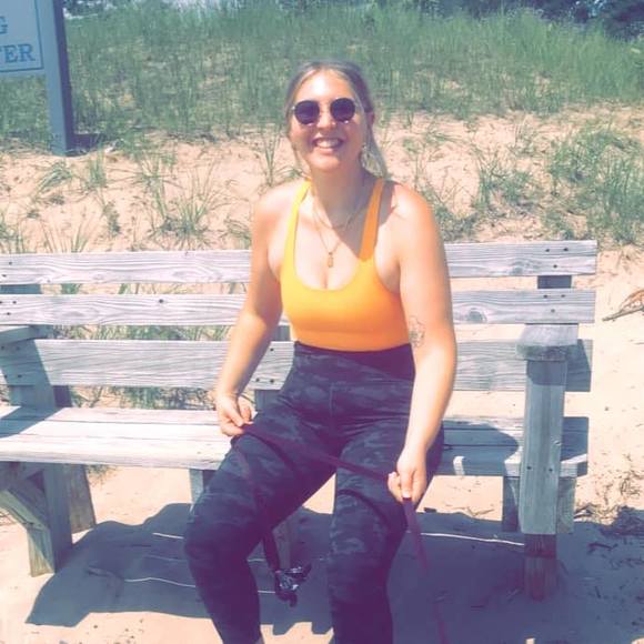 Profile Picture of Hannah Matthiesen (@hannahnicole52) on Poshmark