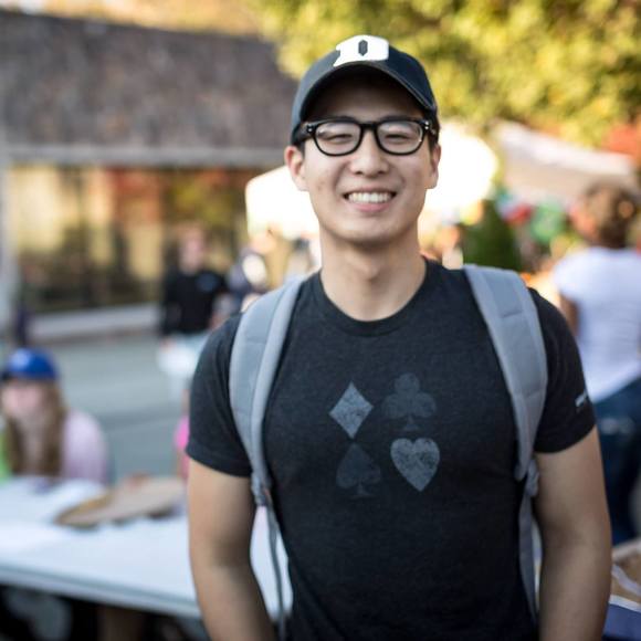 Profile Picture of Brian Hur (@gjwls1020) on Poshmark