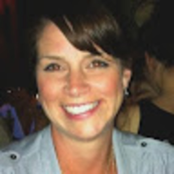 Profile Picture of Shannon Dougall (@shannondougall) on Poshmark