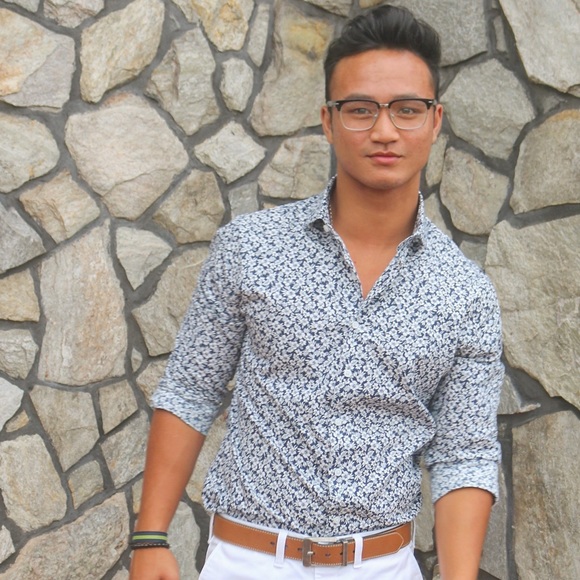Profile Picture of Vanthalieb Phounsavanh (@jamesphoun) on Poshmark