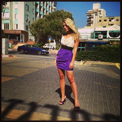 Profile Picture of Barbara Warner (@cyzyloheqono) on Twitter