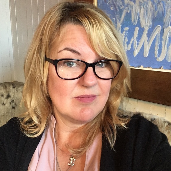 Profile Picture of Jennifer Pirollo (@jpirol) on Poshmark