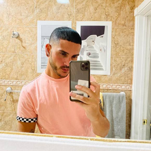 Profile Picture of Javier Quiñones (@javiergquinones) on Poshmark