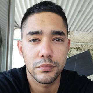 Profile Picture of Gio Cross (@gio.cross) on Facebook