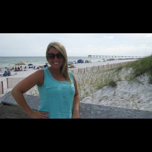 Profile Picture of Brandy Bloom (@bran23) on Poshmark