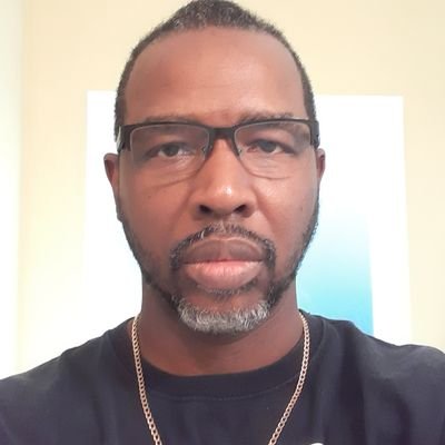 Profile Picture of Larry Dennis (@LarryDennis1966) on Twitter