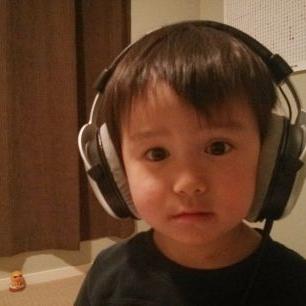 Profile Picture of Lawrence Roger (@tesl_rockstar) on Twitter