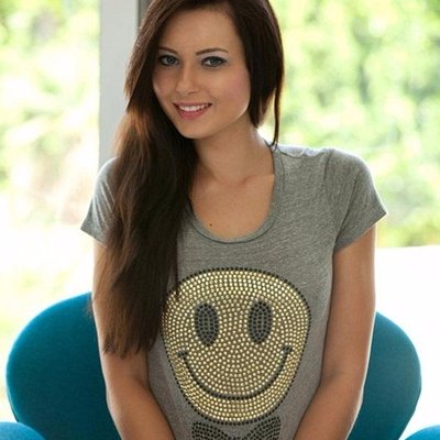 Profile Picture of Madeline Boyer (@henriettewisok1) on Twitter