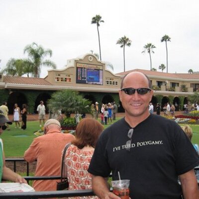Profile Picture of David Tucek (@dj2cek) on Twitter