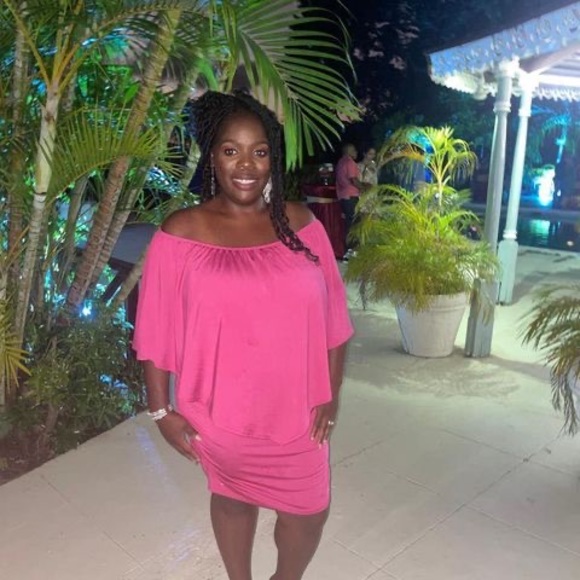 Profile Picture of Sherissa Manning-smith (@manning_s16) on Poshmark