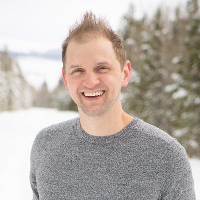 Profile Picture of Josh Cobb (@GavinDarkliter) on Twitter