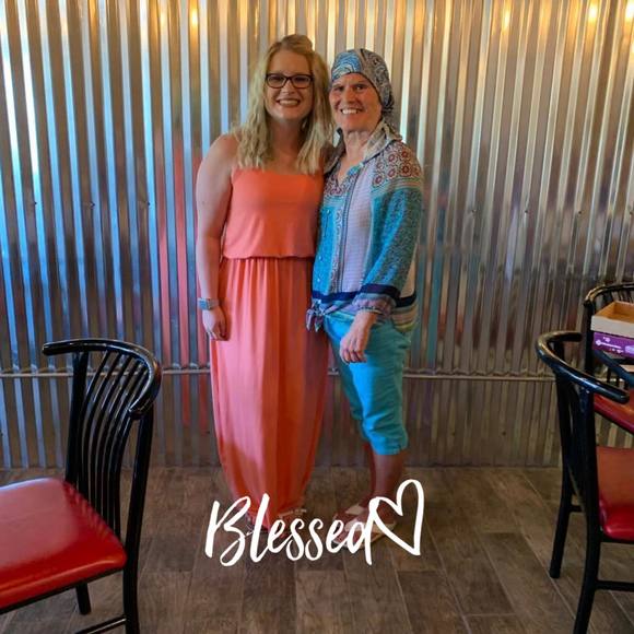 Profile Picture of Amanda Thompson-harless (@amandathomps792) on Poshmark