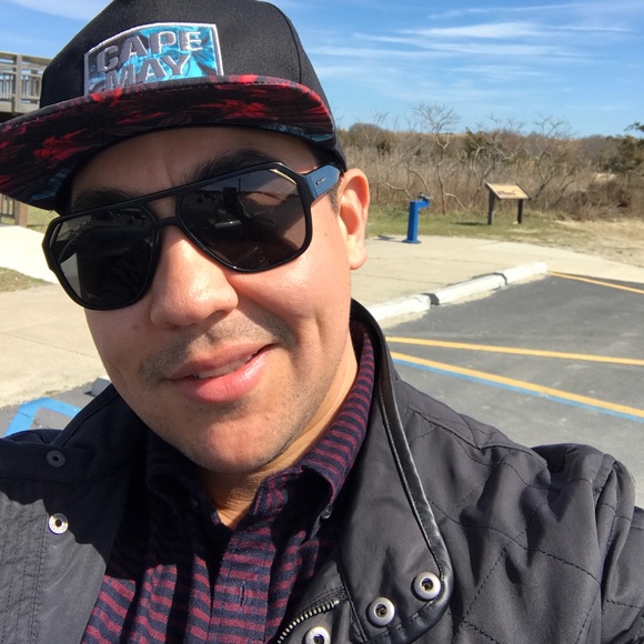 Profile Picture of Claudio De jesus (@cido01) on Poshmark