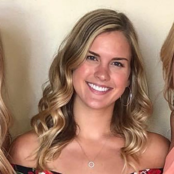 Profile Picture of Kaley Konjarevich (@kkonjarevich) on Poshmark