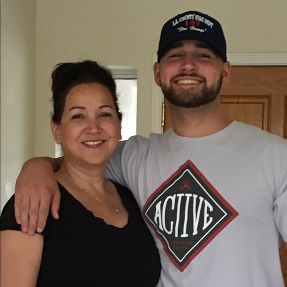 Profile Picture of Jared Tietgen (@jaredtiet222) on Poshmark