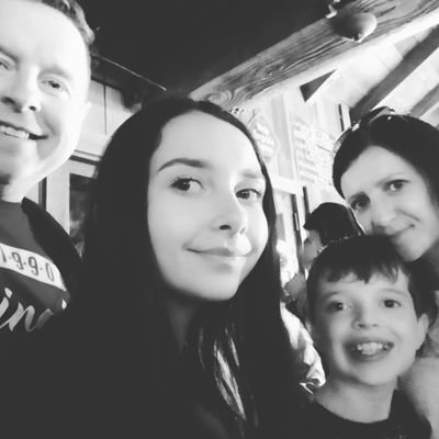 Profile Picture of Iain Armstrong (@iainzarmstrong) on Twitter