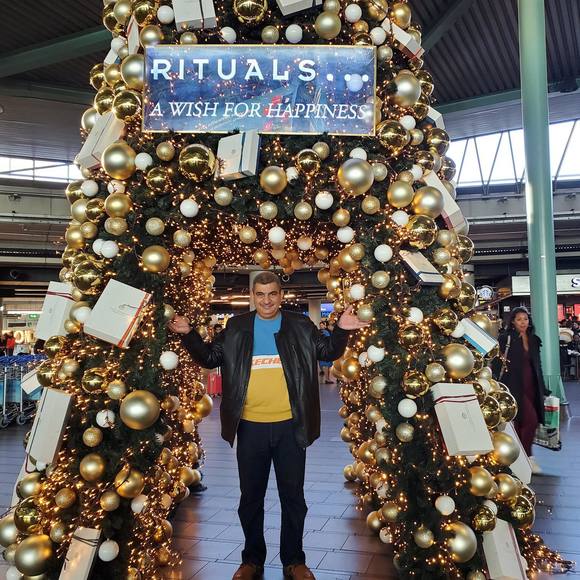 Profile Picture of Saad Al-bahrani (@saadco) on Poshmark