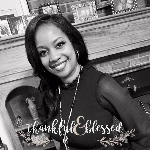 Profile Picture of Lummie Baker (@lummie4me74) on Poshmark