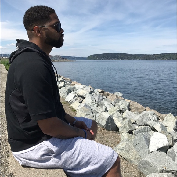 Profile Picture of Shawn Humphrey (@younghump) on Poshmark