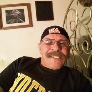 Profile Picture of Gregory Dent (@chooch9765) on Twitter