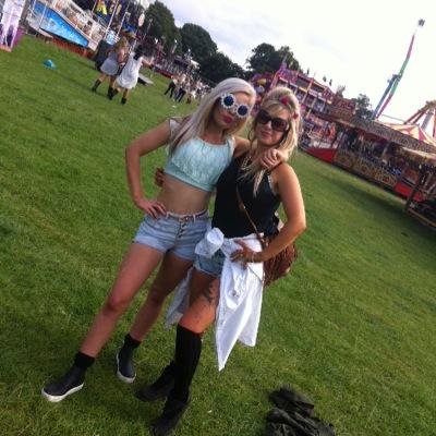 Profile Picture of Sian Hayley Collis (@sianhcollis) on Twitter