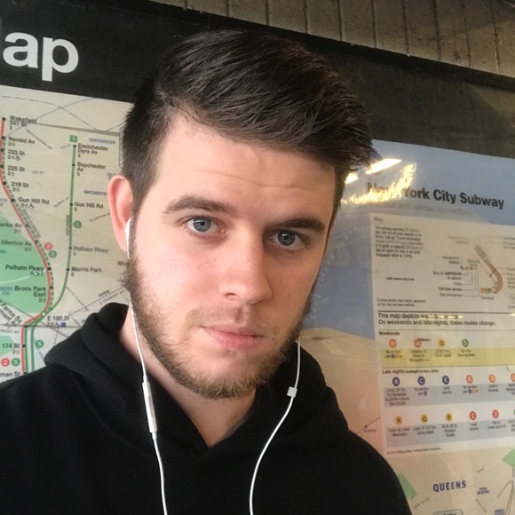 Profile Picture of Jonathan Kowal (@jon917) on Poshmark