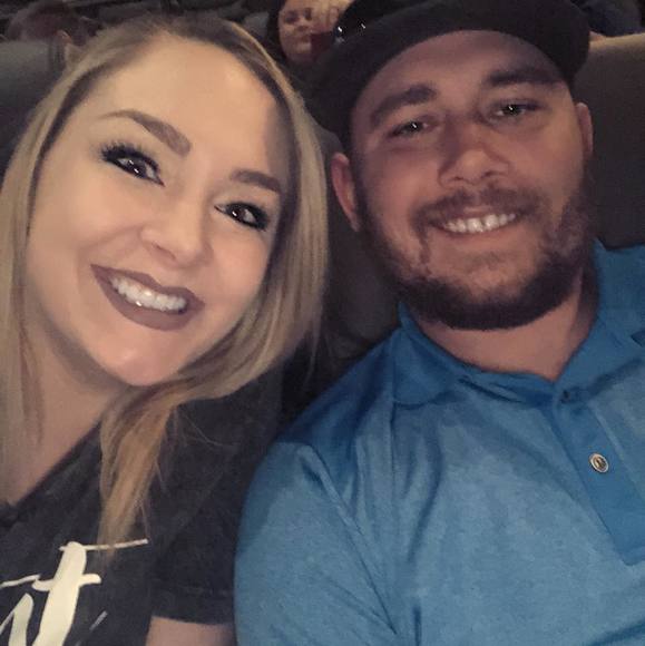 Profile Picture of Jeremy Maxwell (@jmax_33) on Poshmark