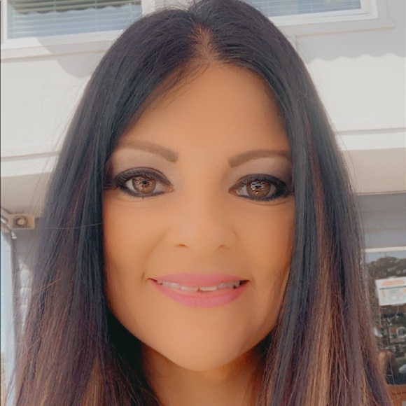 Profile Picture of Brandy Wilkins (@brandywilkins23) on Poshmark