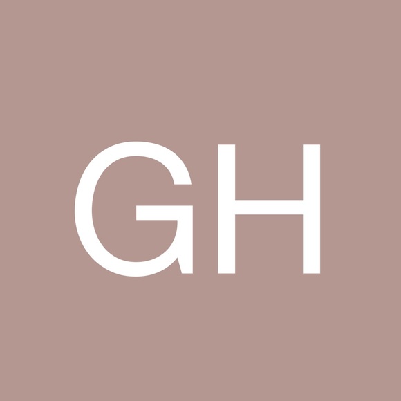Profile Picture of Gina Habbas (@ginahabkay) on Poshmark