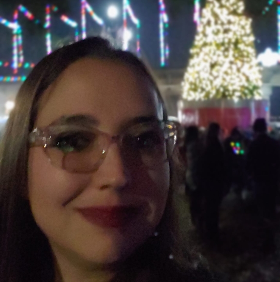 Shaina Bordes - Poshmark Profile Picture of Shaina Bordes (@halovete13) on Poshmark