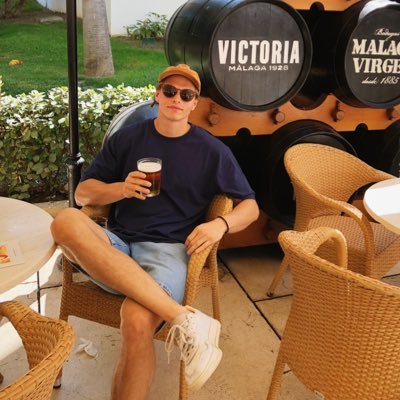 Profile Picture of Benjamin. (@BenjaminMass) on Twitter