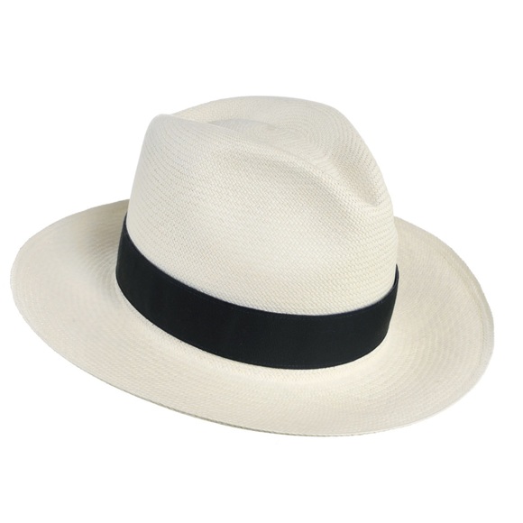 Profile Picture of Faruk Calik (@floryan44) on Poshmark