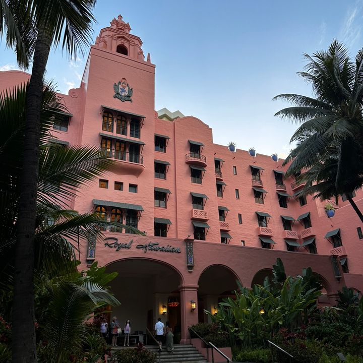 Profile Picture of Aaron Castro (@ayeaaronn) on Tiktok