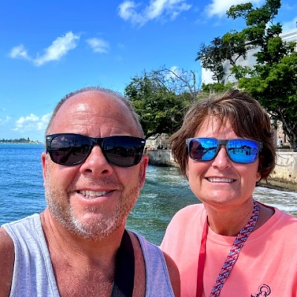 Profile Picture of Jason d. Hochstetler (@jasehoch) on Poshmark